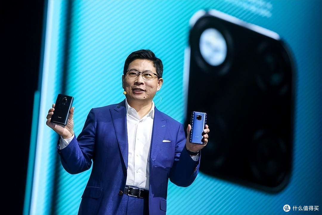 华为老当益壮从5799元跌至1900元售价更亲民了