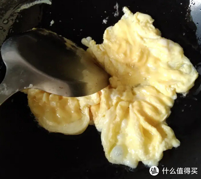 今天带 枸杞头凉拌黑木耳