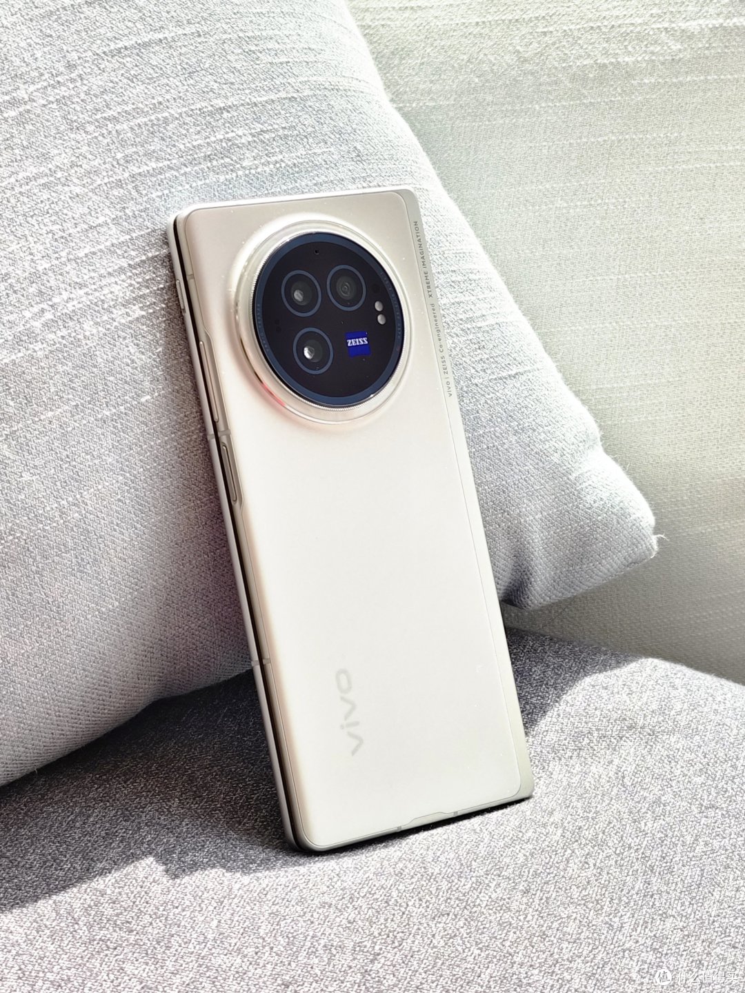 vivoxfold3长啥样这组真机图让你率先了解