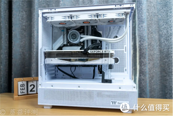 散热表现非常优秀，灯效酷炫略感梦幻，Thermaltake（Tt）钢影透S海景房机箱 评测