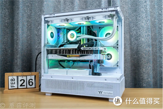 散热表现非常优秀，灯效酷炫略感梦幻，Thermaltake（Tt）钢影透S海景房机箱 评测