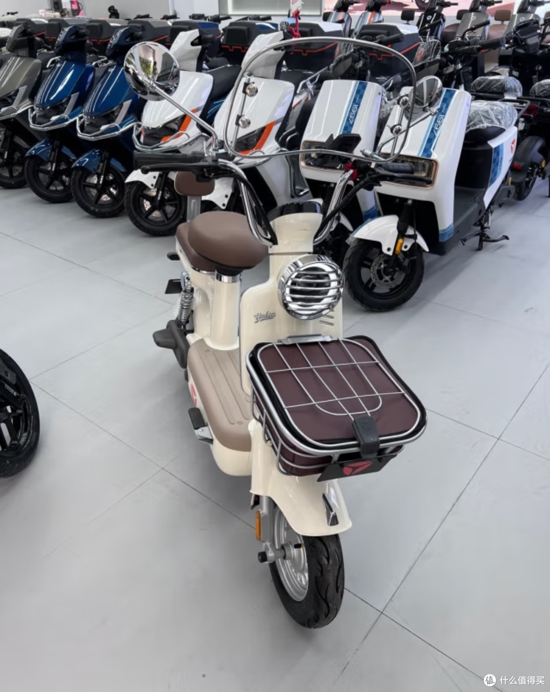 告别堵车烦恼电动车让幸福感翻倍