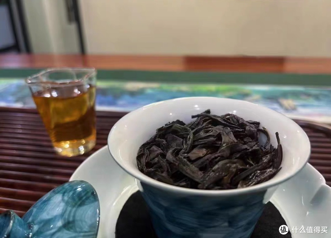 老板花钱雇我喝茶