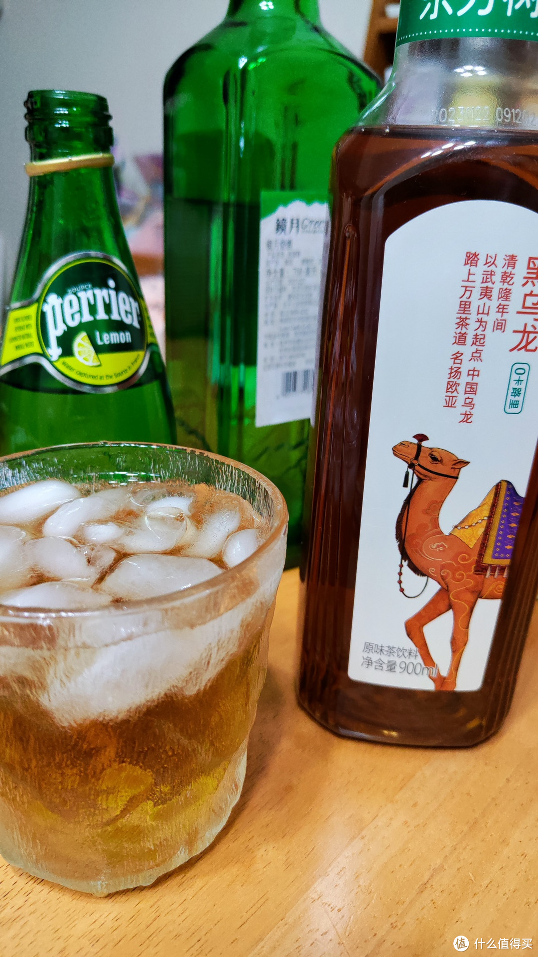 水中花镜中月,唯有一醉解千愁