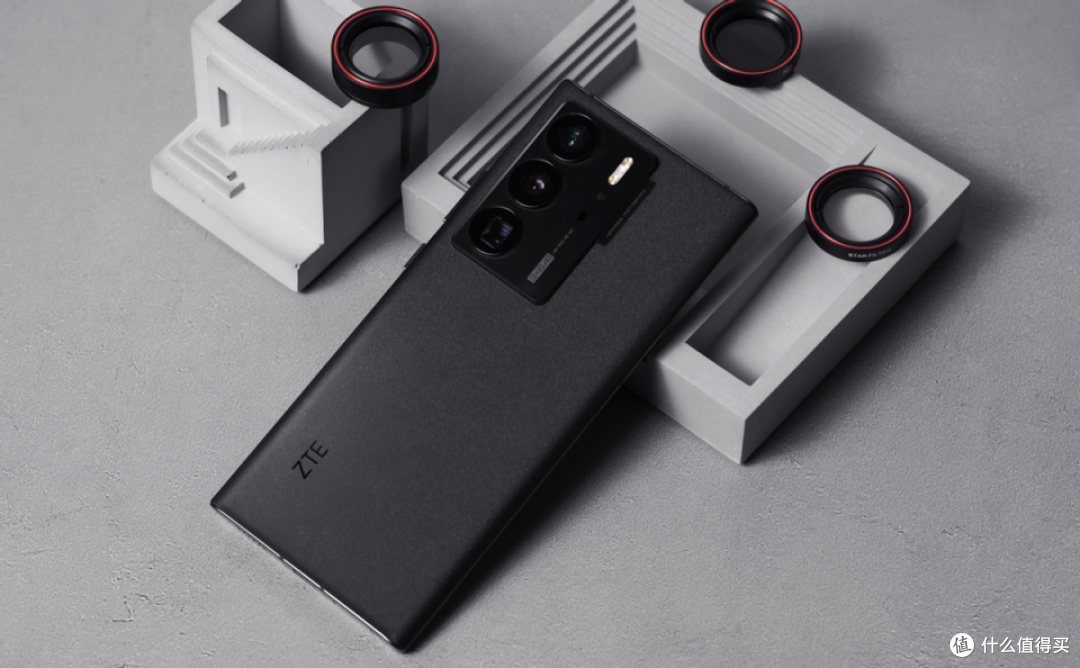 中兴又放大招了屏下镜头技术旗舰影像配置从5798降至2999元