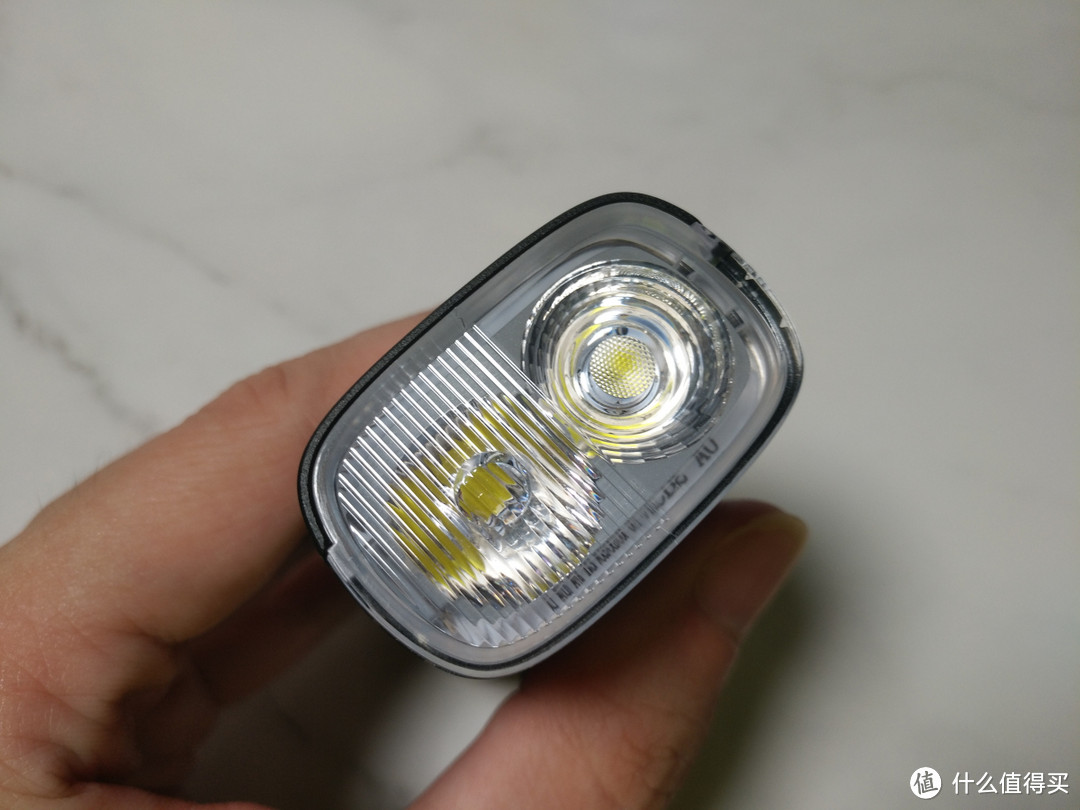 骑行装备好物,夜骑更安全:迈极炫DA2500车灯体验