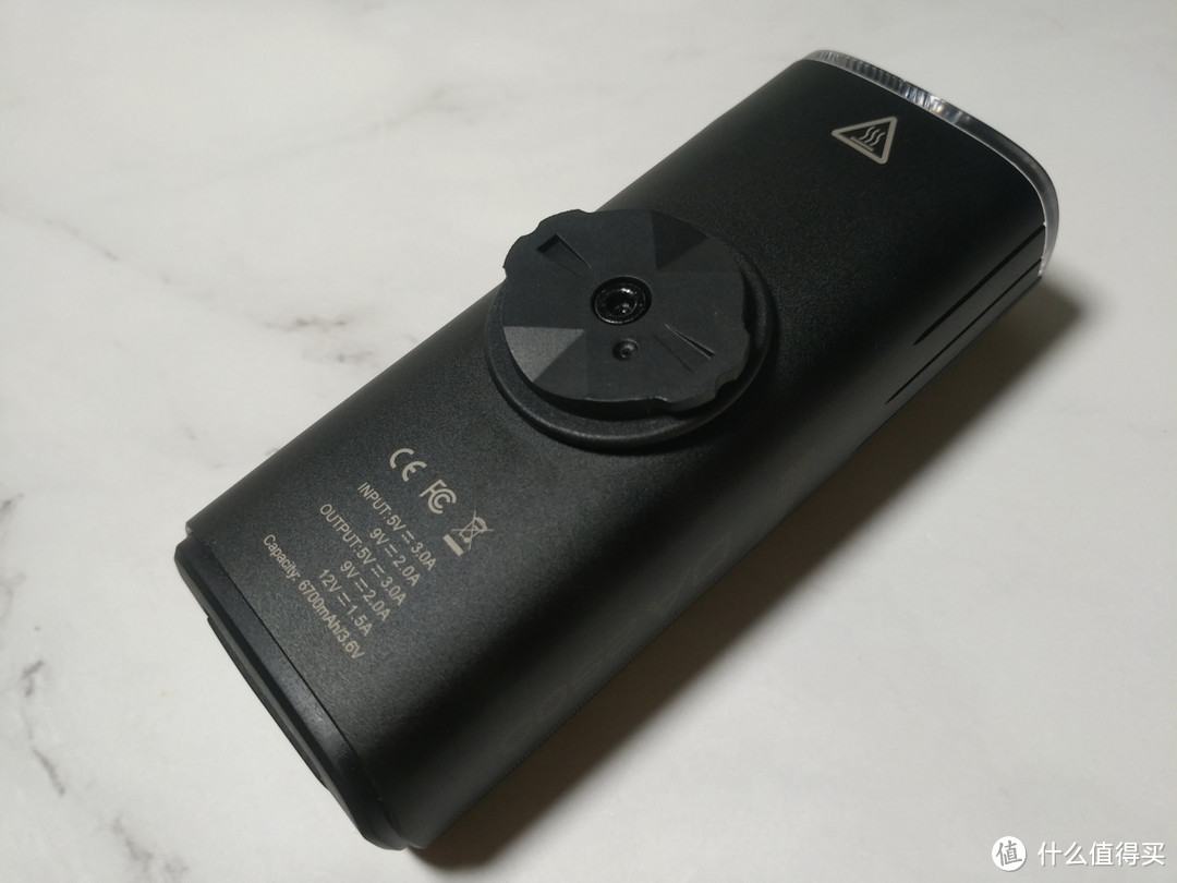 骑行装备好物,夜骑更安全:迈极炫DA2500车灯体验
