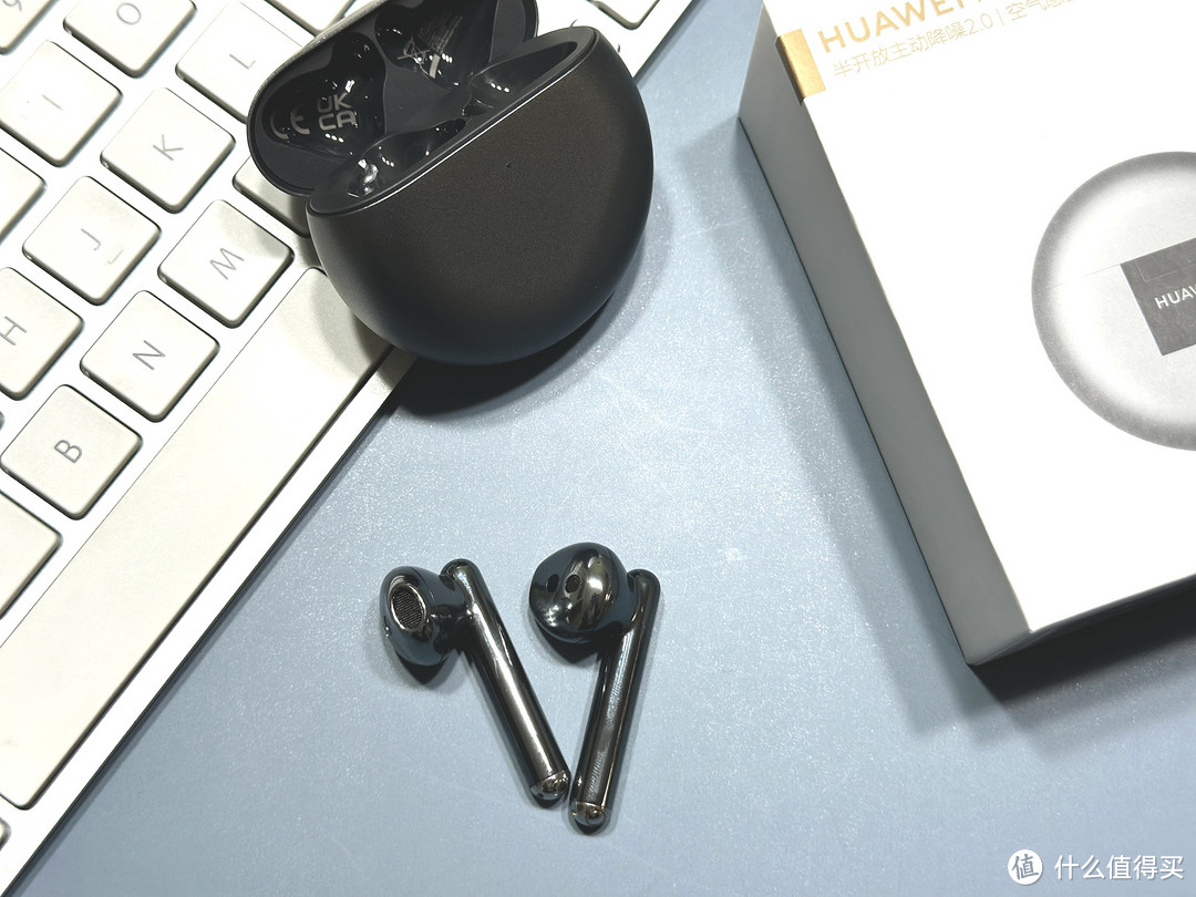 华为FreeBuds 4E半入耳式主动降噪耳机真实体验来了，带你远离噪音困扰！