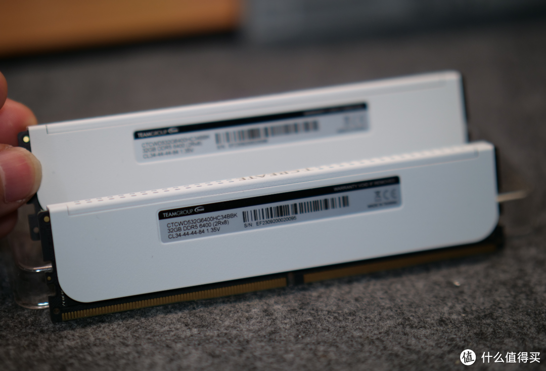 生产力高频大容量-十铨T-Create DDR5  32GX2内存条套装测评