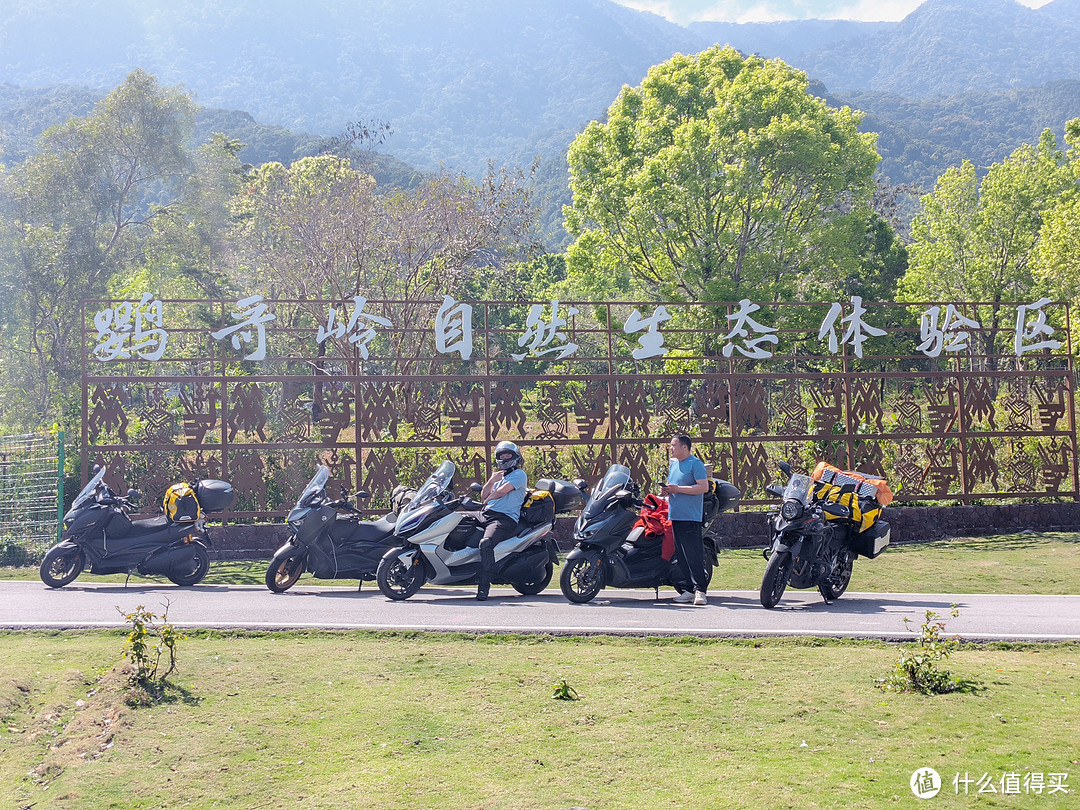 这个春节，我们把小摩托从合肥骑到了海南