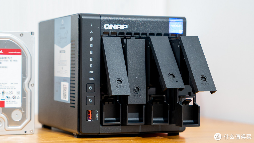 电子仓鼠也快乐：拥有32TB 西数红盘的QNAP TS-466C 高能体验
