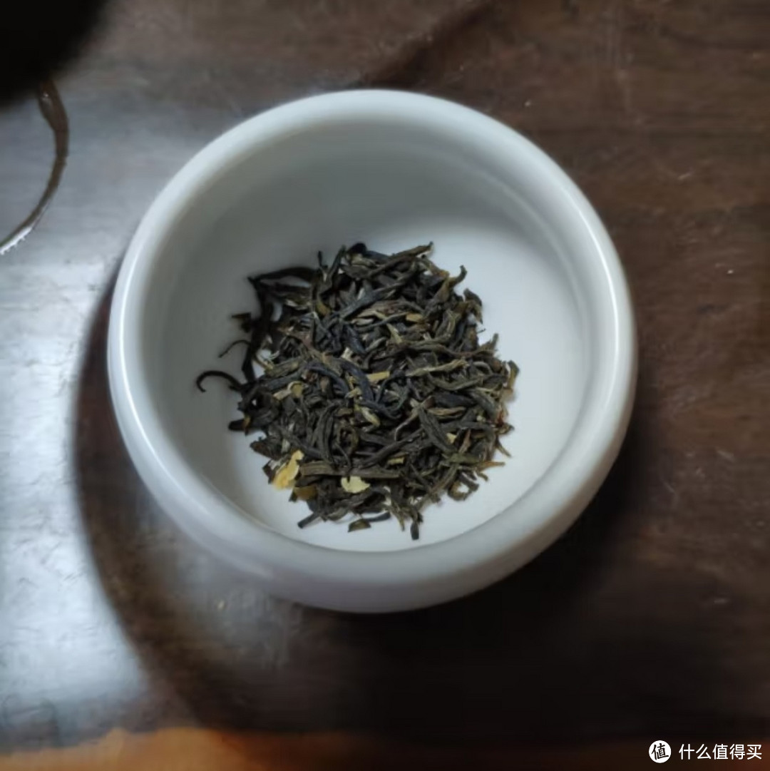 让我看看你在办公室喝的茶之张一元茶叶茉莉花茶茉莉香茗特级浓香花茶50g袋装