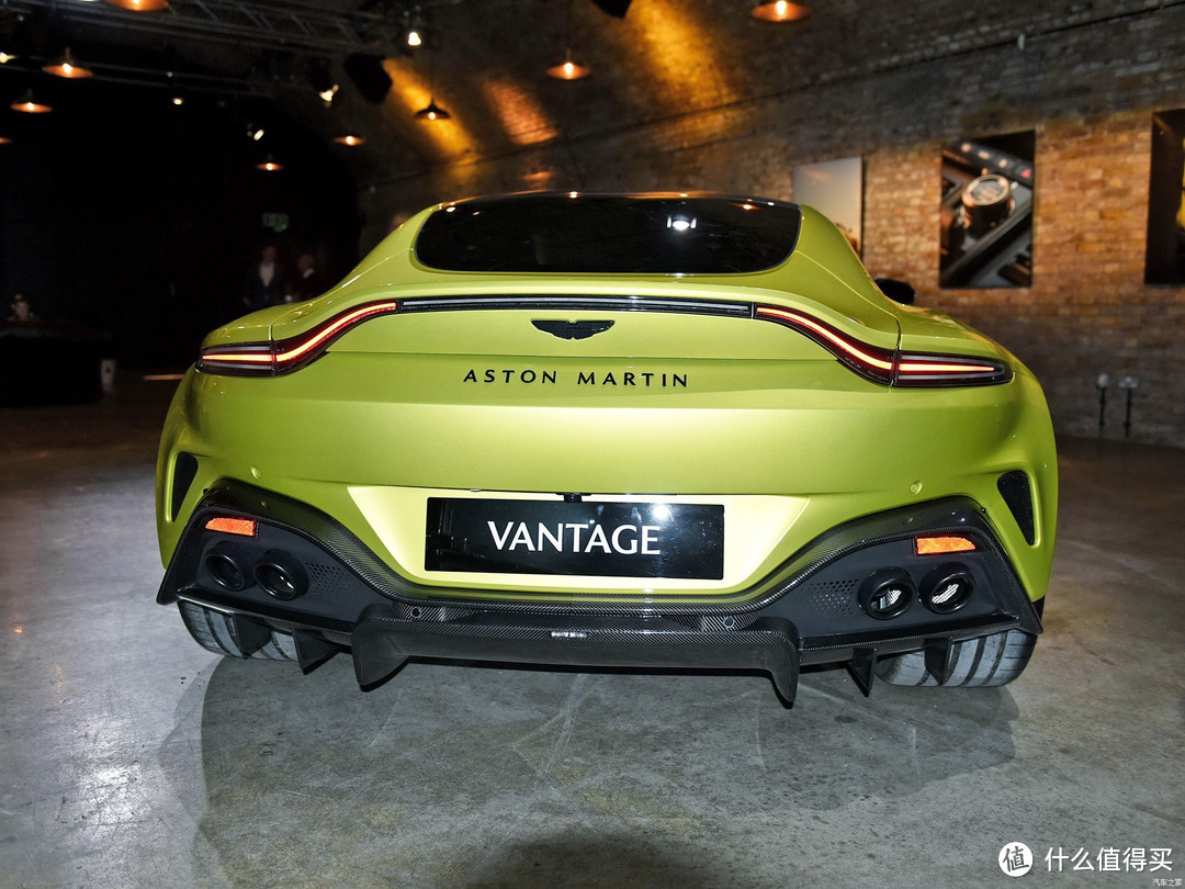 阿斯顿马丁全新vantage震撼登场:经典与科技交相辉映_跑车_什么值得买