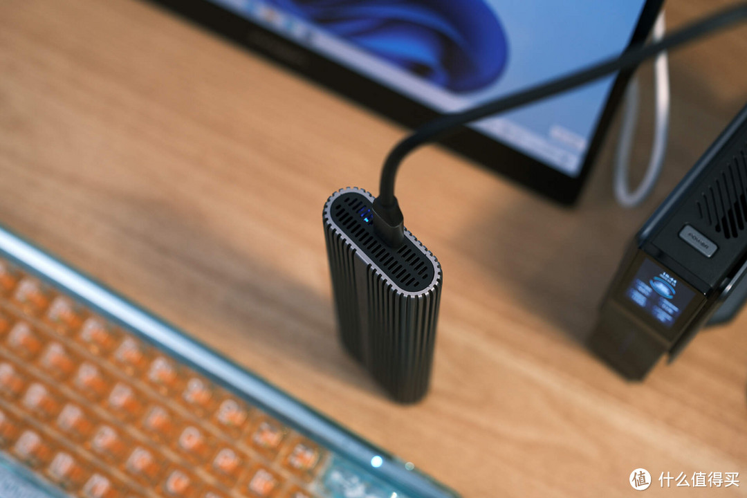 奥睿科ORICO风冷大师,USB4铝合金固态硬盘盒40Gbps疾速读写测评