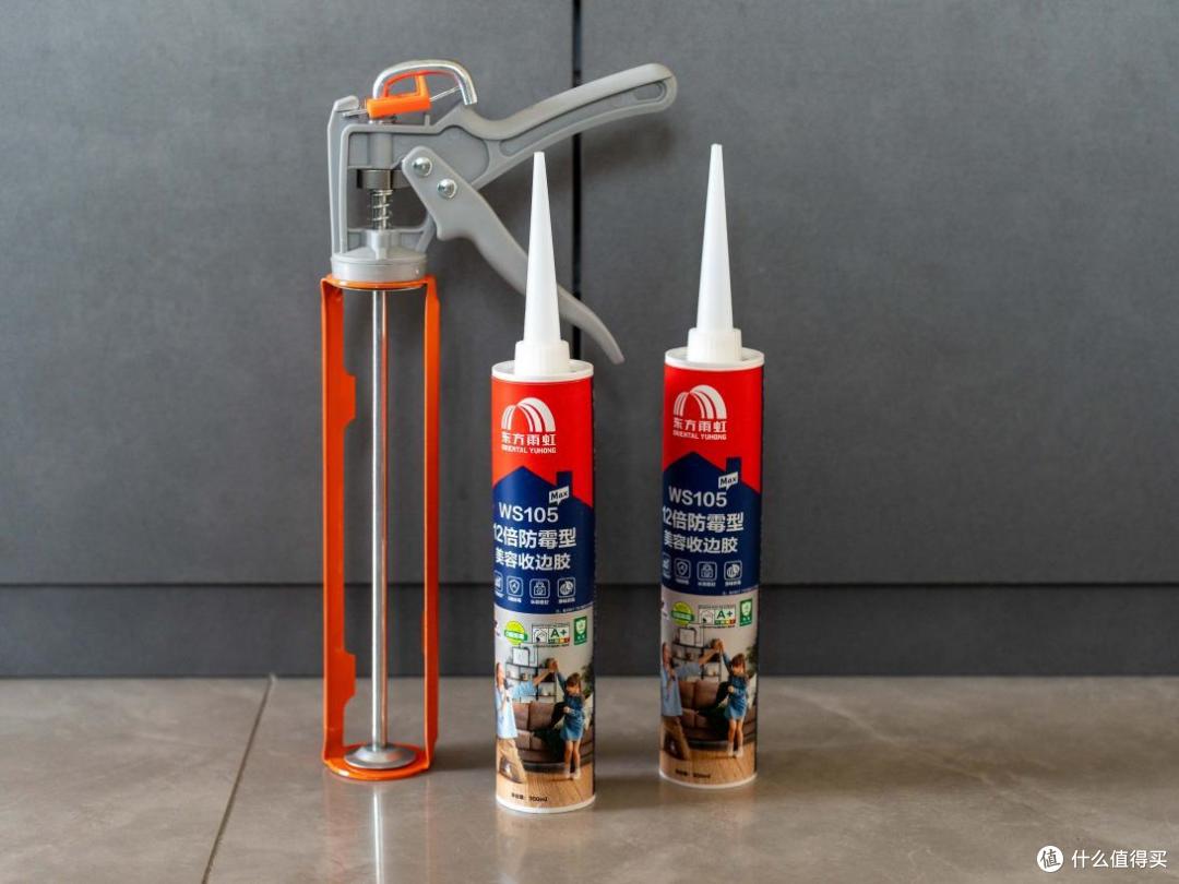 厨卫边缝发霉变色怎么办?全屋收边选一款好的密封胶真的很有必要,不知道怎么选的赶紧来码住!