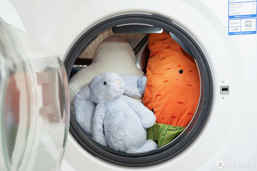有娃家庭选洗衣机如何一步到位？2k+拿下TCL 超级筒洗衣机T7H，打造小户型洗烘护阳台！