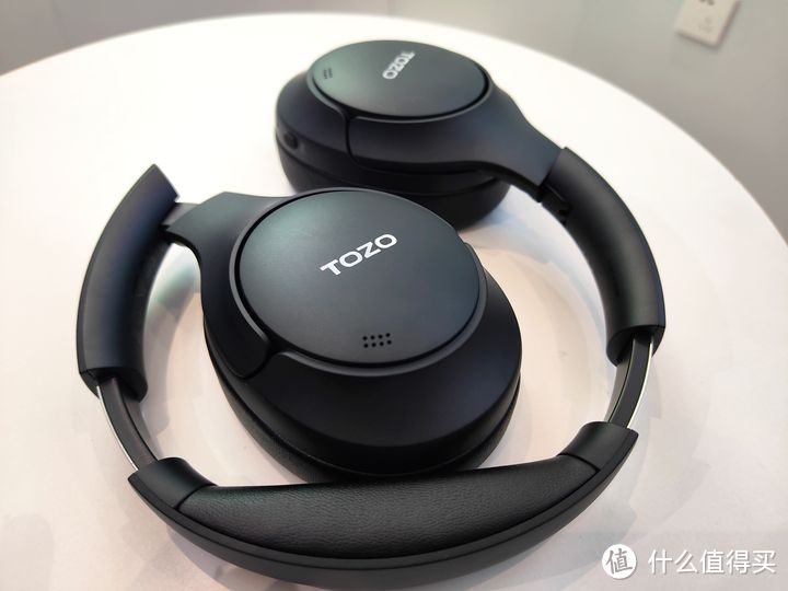 风靡海外的耳机之王TOZO，带来HT2头戴式降噪耳机，亚马逊热销榜NO.1，最终颠覆你的听觉体验!