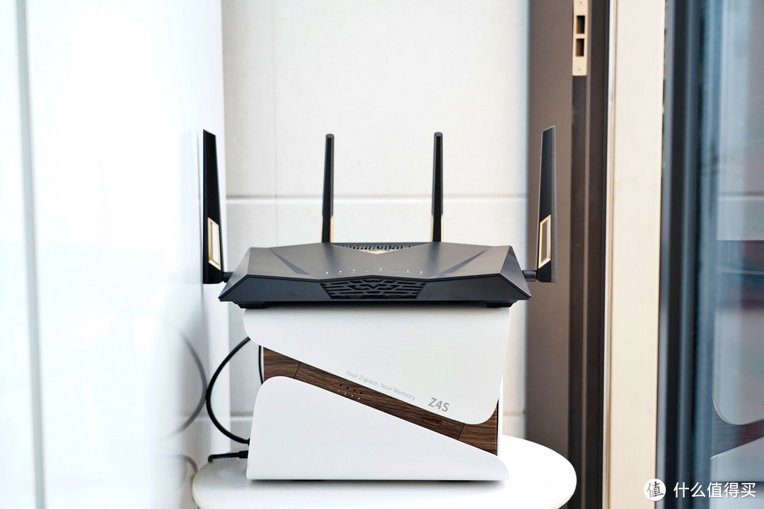 Wi-Fi 7 万兆路由器有什么好？华硕RT-BE88U与RT-AX88U Pro对比使用感受