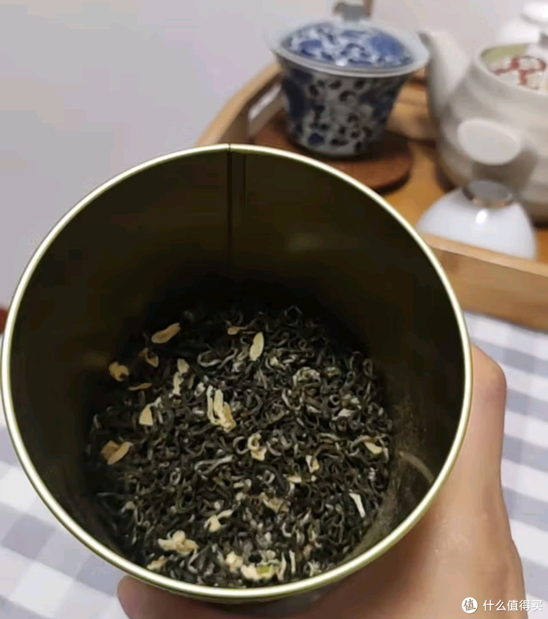 满屋飘香的茉莉花茶