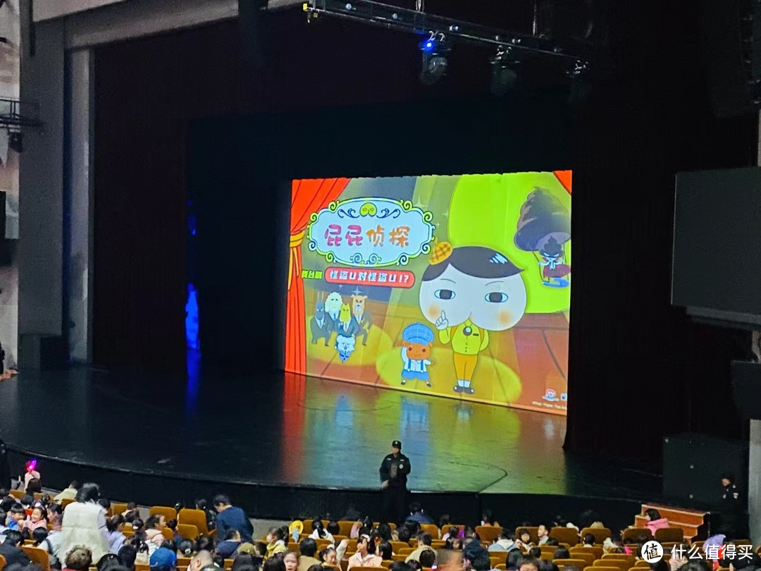 萌娃过春天之春日溜娃好去处,带娃去看舞台剧《屁屁侦探》~~~