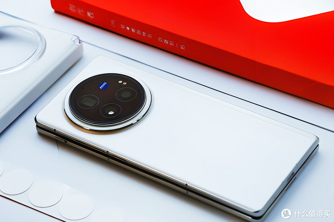 丐版还是专业版?vivo X Fold3系列究竟该怎么选