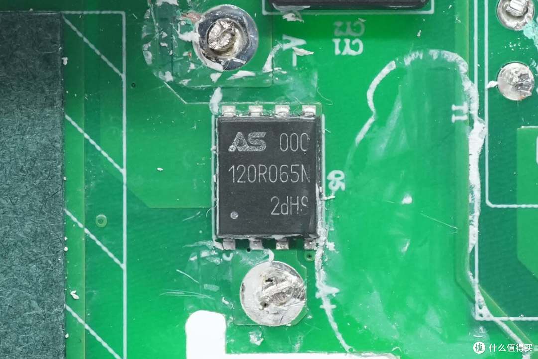 拆解报告:ROMOSS罗马仕10000mAh 67W超级快充移动电源PCP10-221