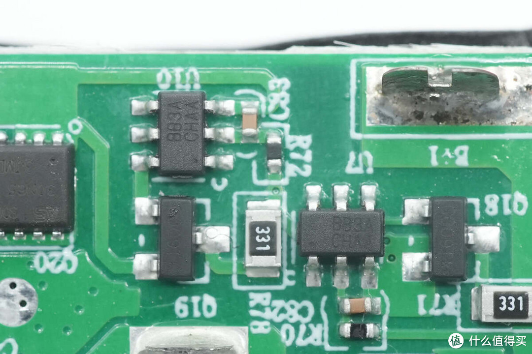 拆解报告：ROMOSS罗马仕10000mAh 67W超级快充移动电源PCP10-221