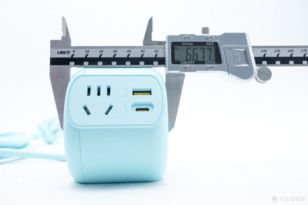 拆解报告：石龙富华UE 35W 2A2C氮化镓快充插座UEP35A322BLA