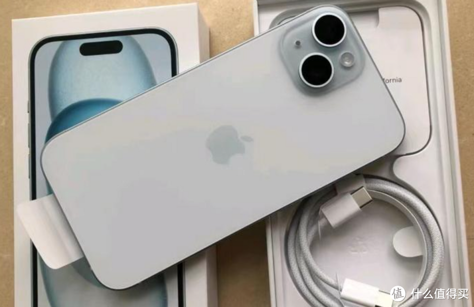 华为Mate60 Pro和苹果iPhone15该如何选？对比之后还是华为更香！