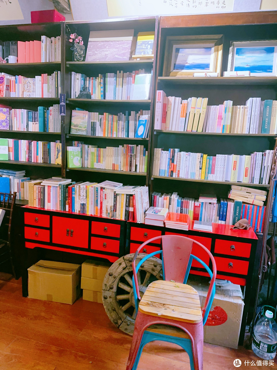 青岛荒岛书店：一个可以静下心来的地方！