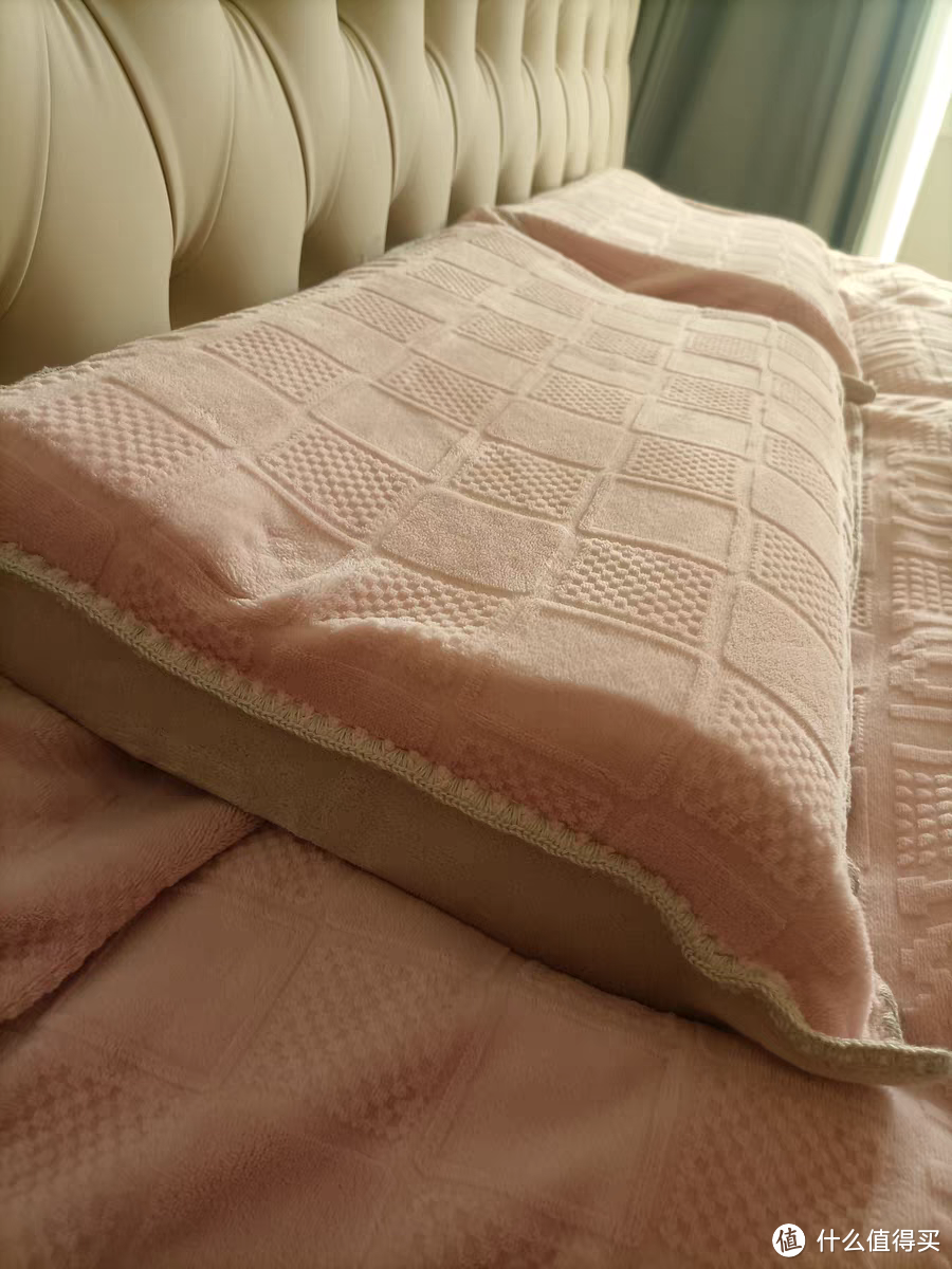 让睡眠更舒适的乳胶枕，家居装修不能少的好物