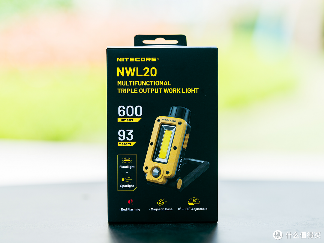 Nitecore NWL20多功能照明灯评测，一百多元的大牌户外灯，可换电池