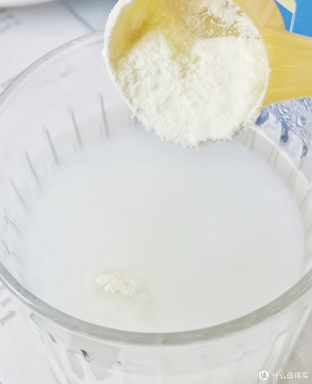 送长辈的低脂高钙奶粉