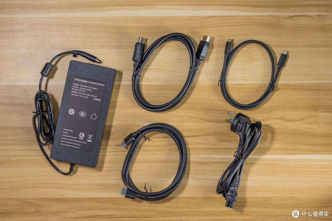 当下最值得入手的4K高刷显示器,来自电视厂商雷鸟的雷鸟U8电竞显示器