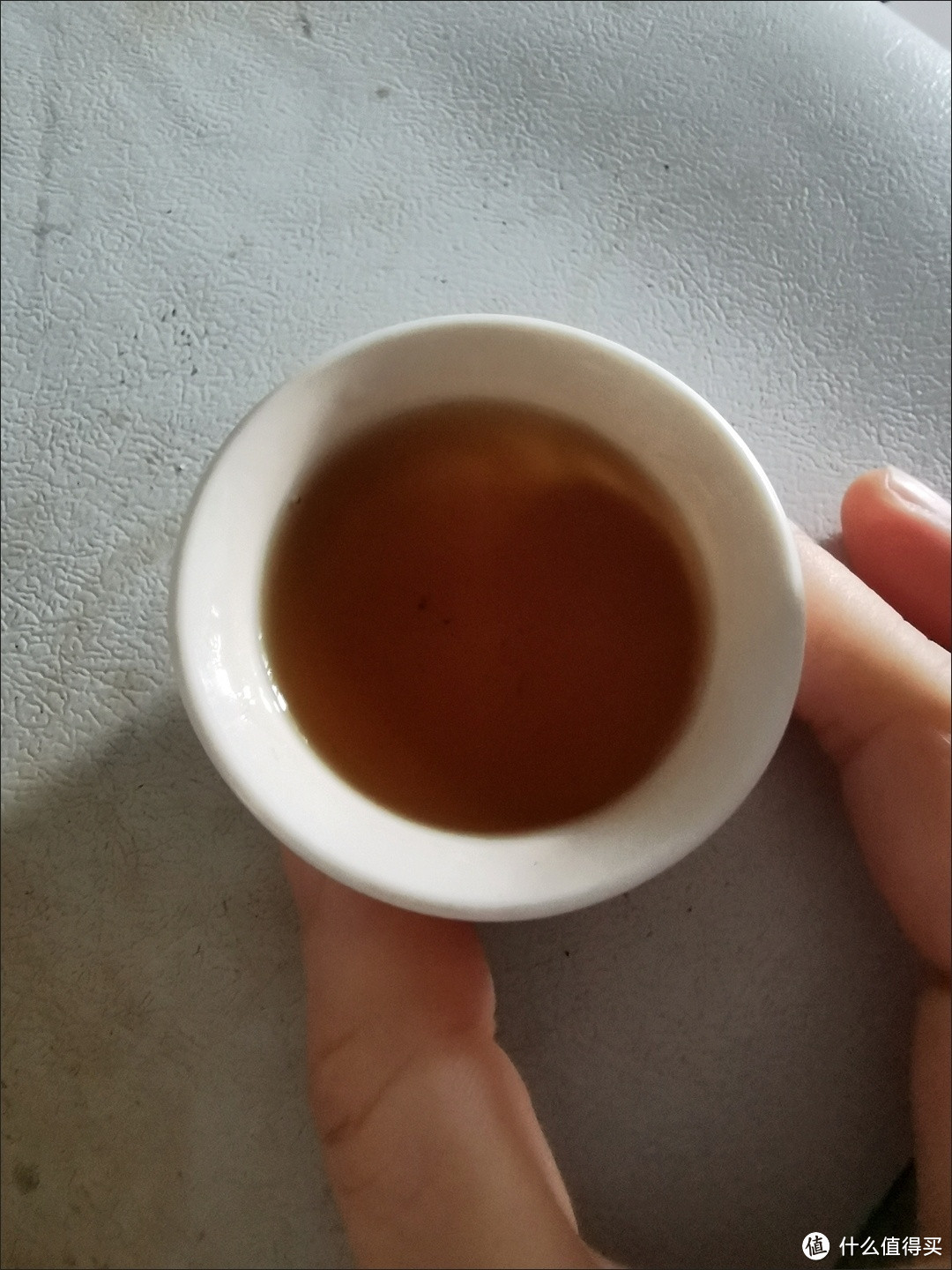 一杯好茶为春天加酚，香醇红茶