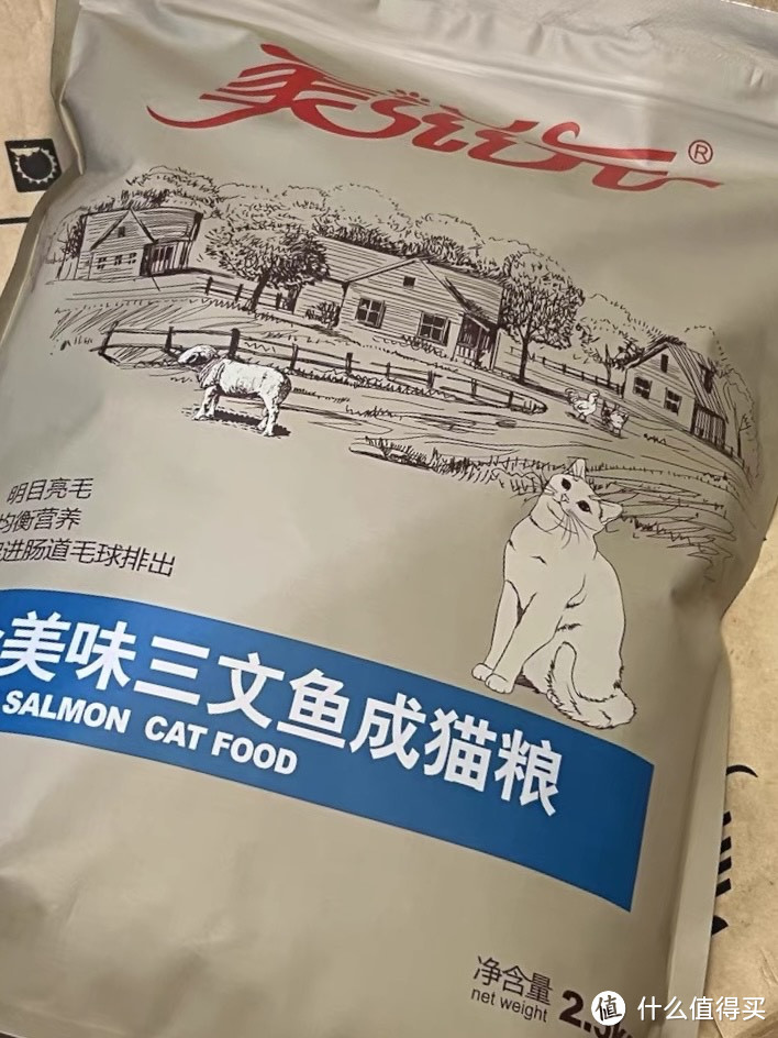 猫粮的选择对于猫咪的健康至关重要。