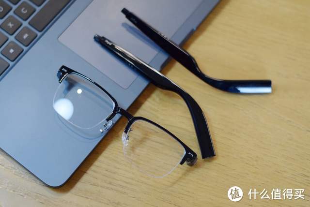 MIJIA 智能音频眼镜 悦享版：结合眼镜与耳机的气传导开放声场技术