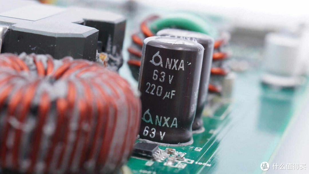 拆解报告:TENTEK天技新能源1200W微型逆变器Tiger-1.2KW2E1P