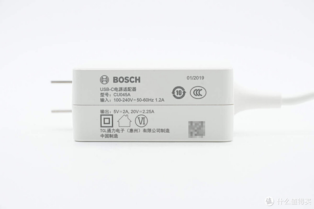 拆解报告：BOSCH博世45W USB-C电源适配器CU045A