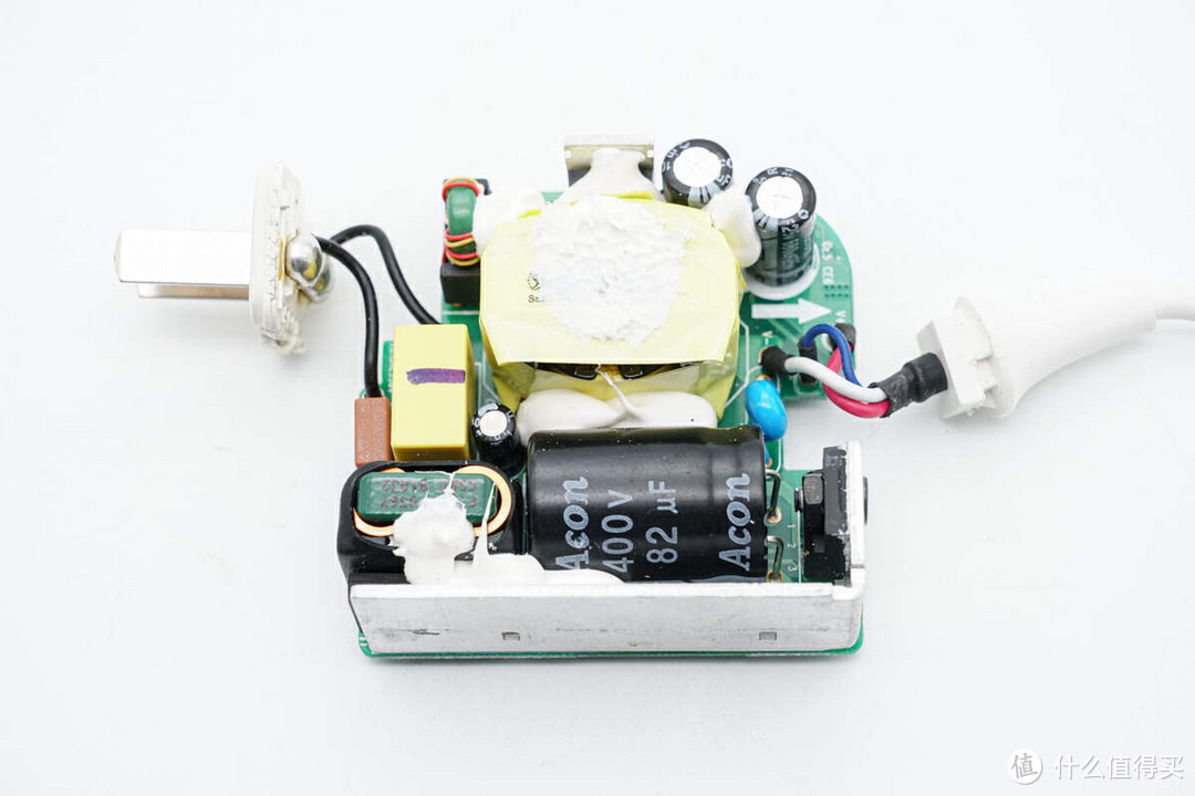 拆解报告:BOSCH博世45W USB-C电源适配器CU045A