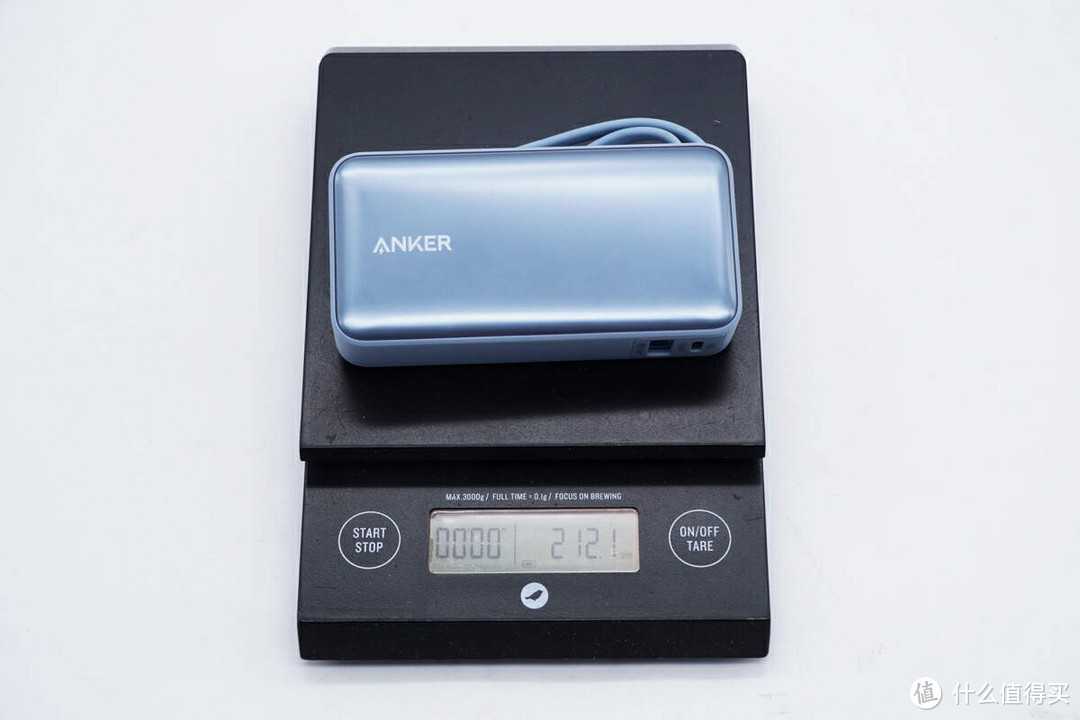 拆解报告：ANKER安克10000mAh 30W快充自带线移动电源A1259