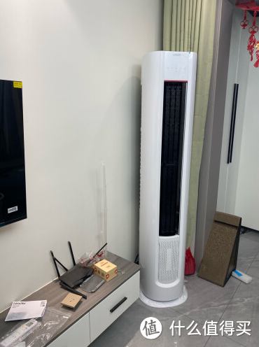 空调柜机选购需要关注什么?能效、循环风量、防直吹。推荐3款