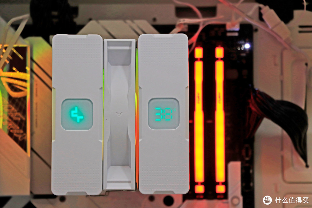 AMD 锐龙 R7 8700G 真香!