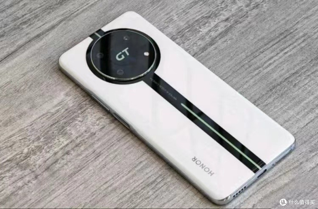 144Hz屏幕+19GB运存体验+4800mAh,512GB版仅1599元,千元机“大黑马”