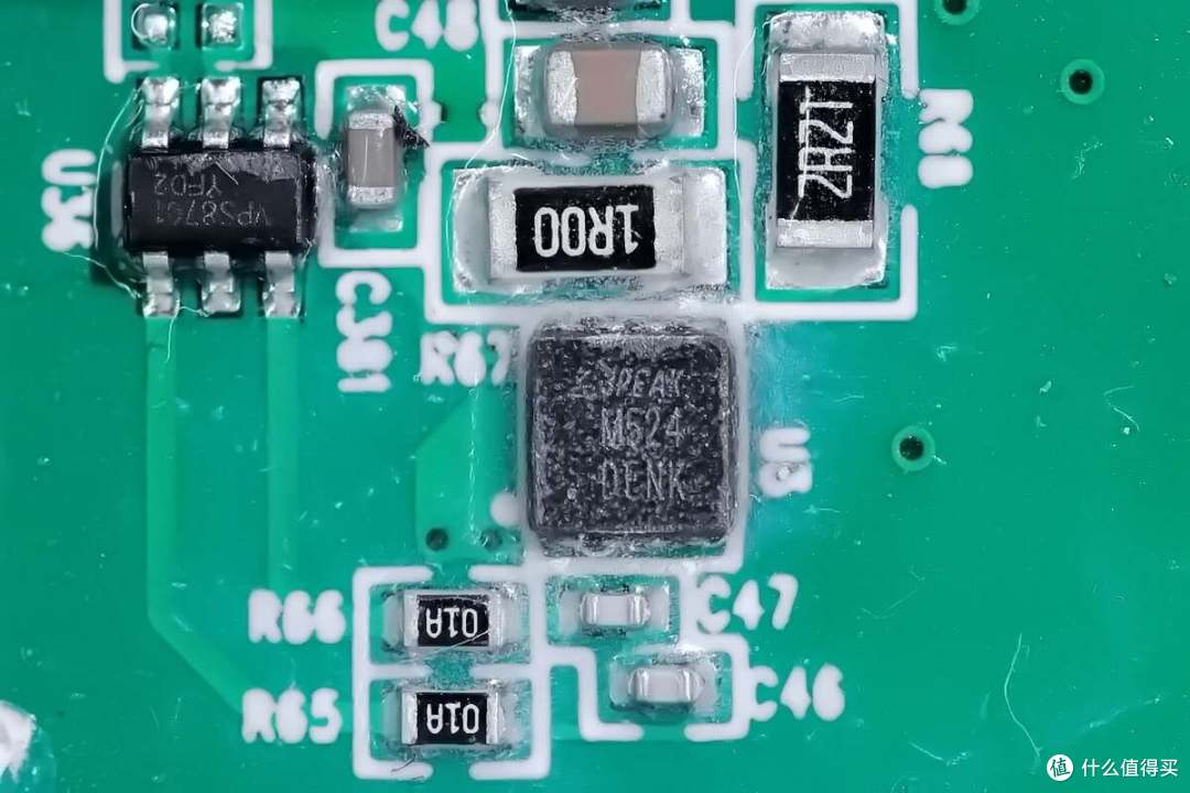 拆解报告:ETAKER移族2000W 2009Wh户外电源 墨M2000