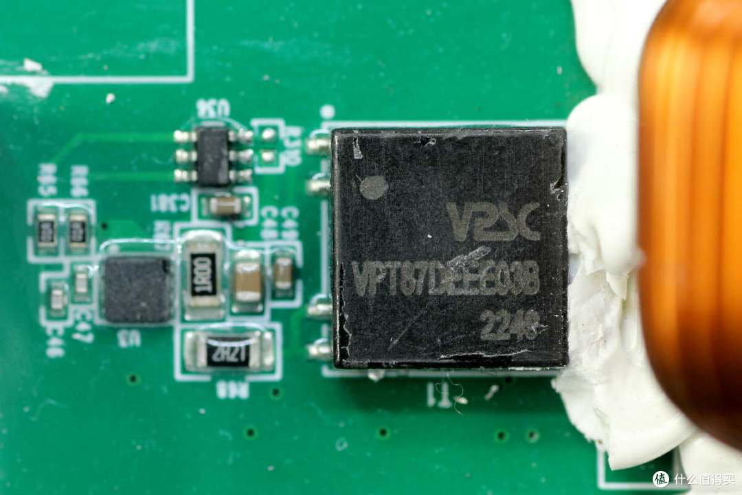 拆解报告:ETAKER移族2000W 2009Wh户外电源 墨M2000