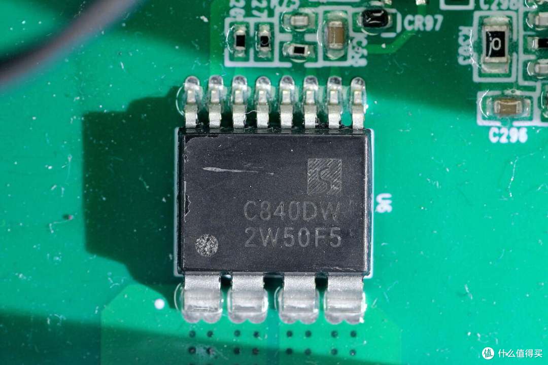 拆解报告:ETAKER移族2000W 2009Wh户外电源 墨M2000