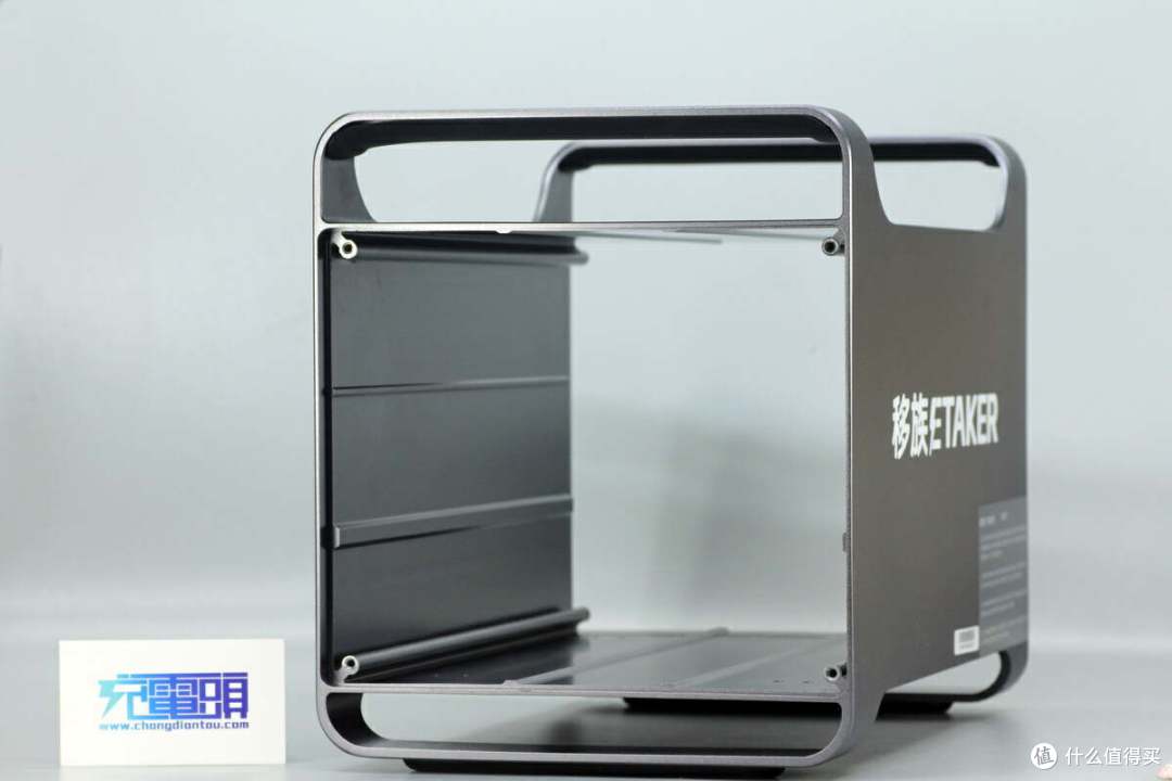 拆解报告:ETAKER移族2000W 2009Wh户外电源 墨M2000