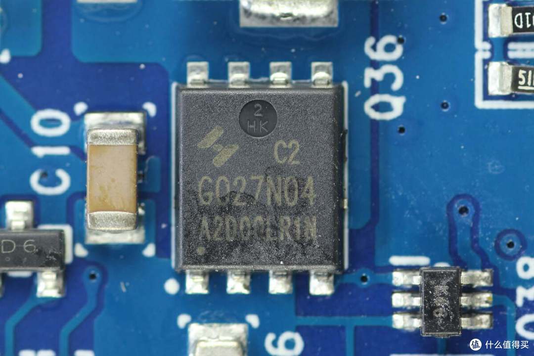 拆解报告:ETAKER移族2000W 2009Wh户外电源 墨M2000