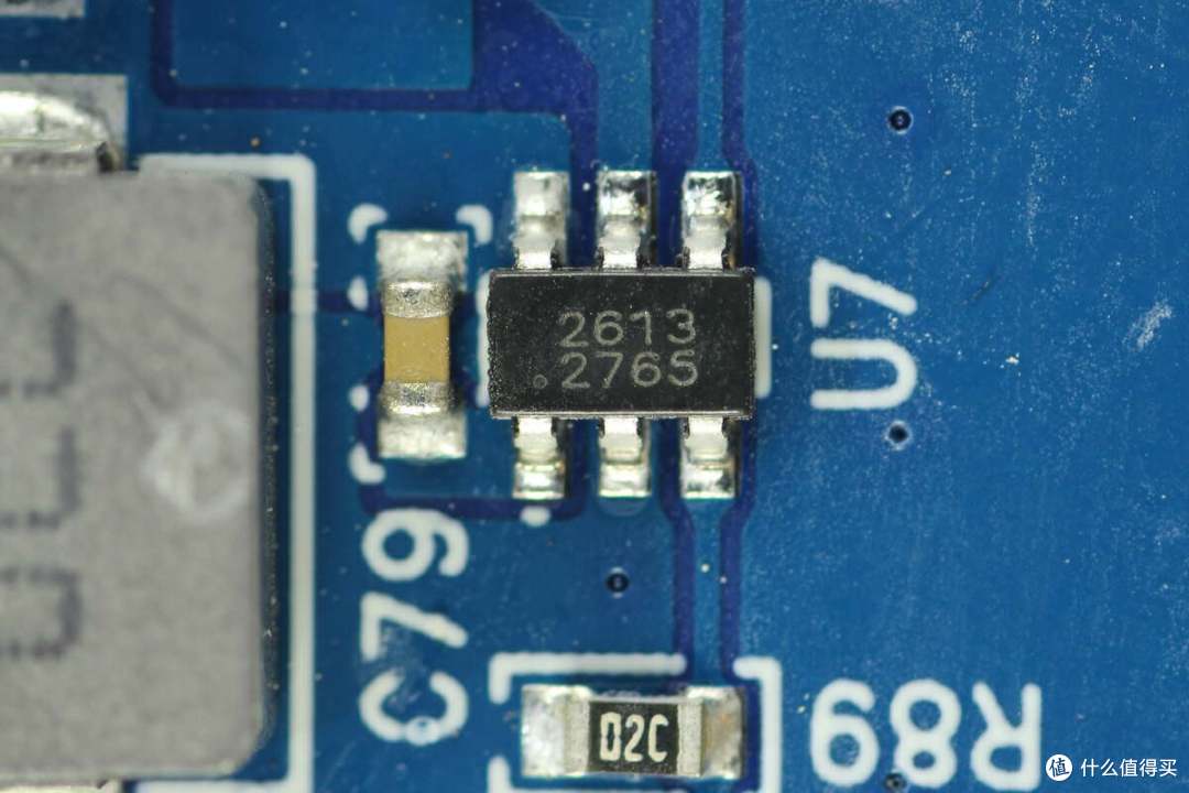拆解报告:ETAKER移族2000W 2009Wh户外电源 墨M2000